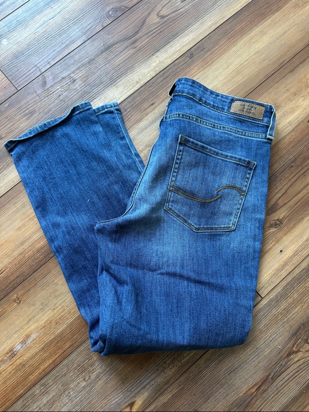 Levi's Dark Blue Mid-Rise Slim Jeans with Cuffed Hem